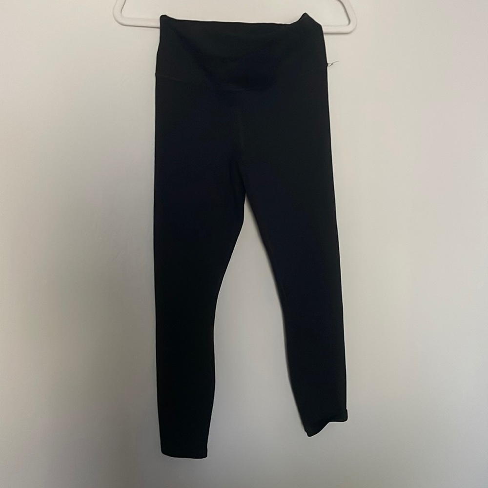 Black power hold fabletics leggings
